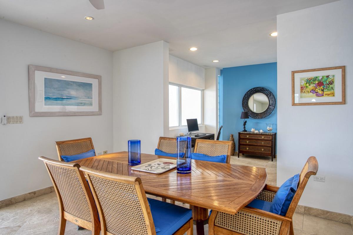 19_EtoiledeMer-IndoorDining+OfficeSpace_ villa 4 chambres piscine vue mer Cupecoy Saint Martin